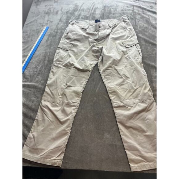5.11 Tactical Pants Mens Size 40x32 Beige Ripstop Cargo Shooting Training‎ Range - Picture 1 of 6